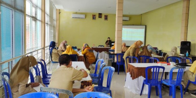 Rakor Asesor dan Bedah Soal 